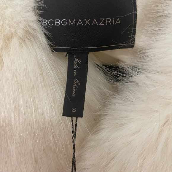 BCBG Fur Vest - Picture 4 of 8